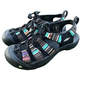 KEEN Newport H2 Closed Toe Water Sandal Size 10